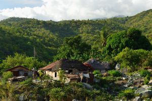 Wohnhäuser am Pico Turquino CUBA-EXCLUSIVO.jpg