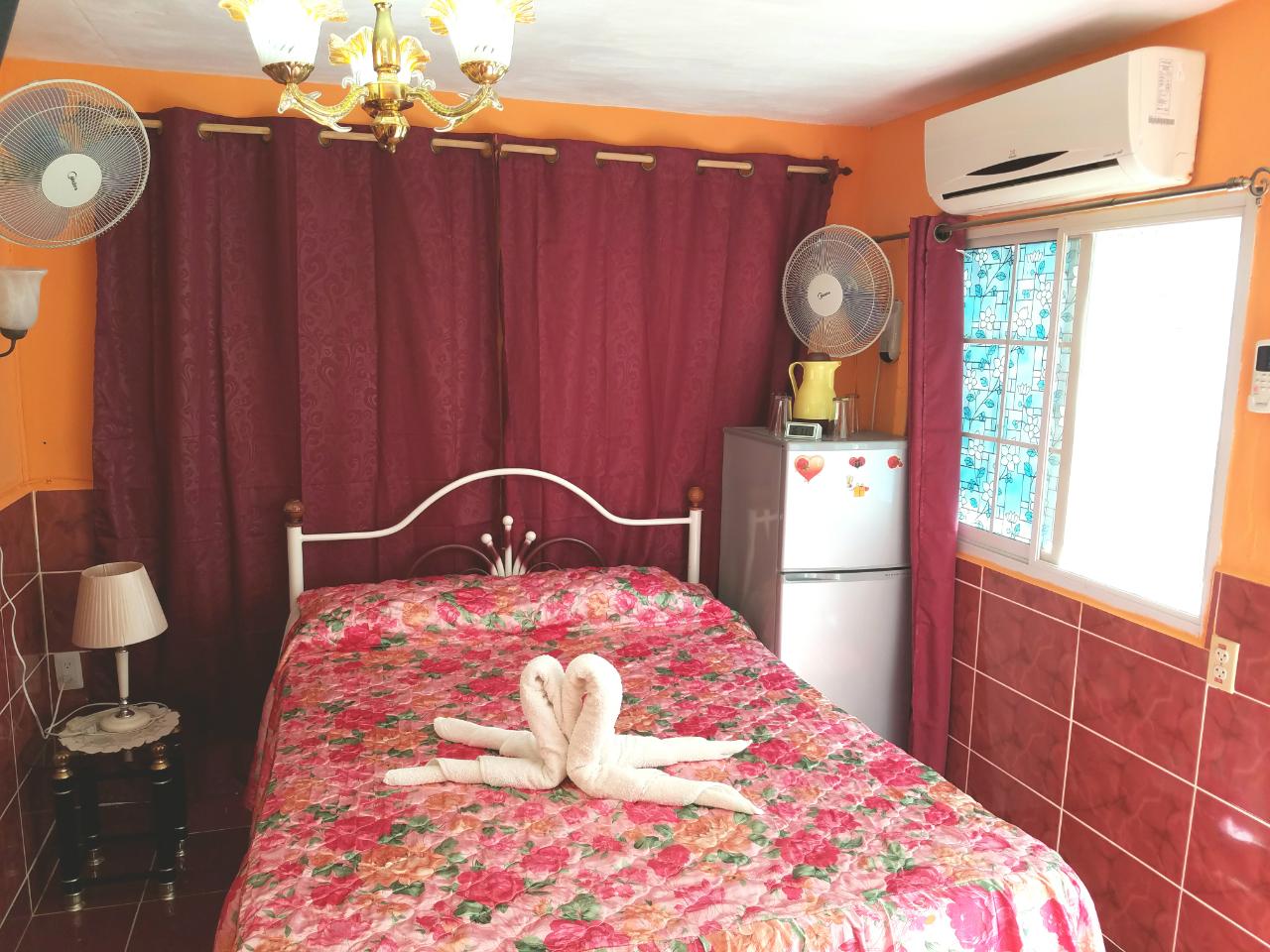 CADENA HOSTAL CARLOS Appartement 1